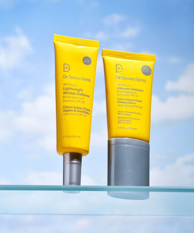 Lightweight Wrinkle Defense Broad Spectrum Sunscreen SPF 30, Image 6 of 7