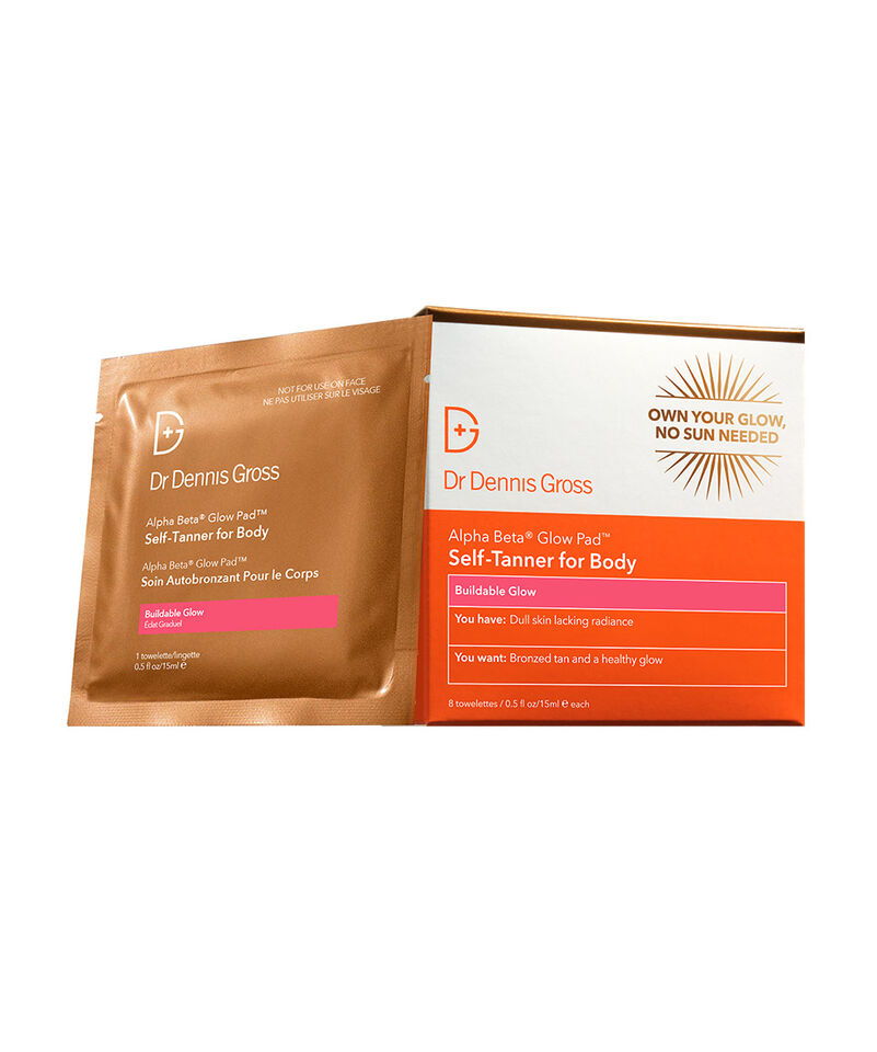 Glow Pad Self-Tanner for Body, Image 3 of 15