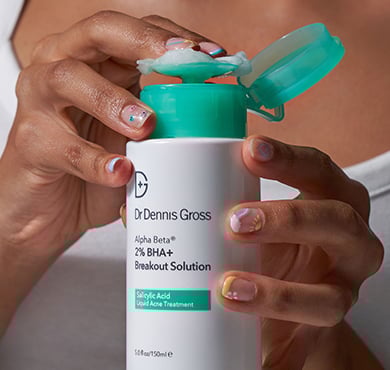 Step 1: After cleansing, place device comfortably over the face, securing strap around head